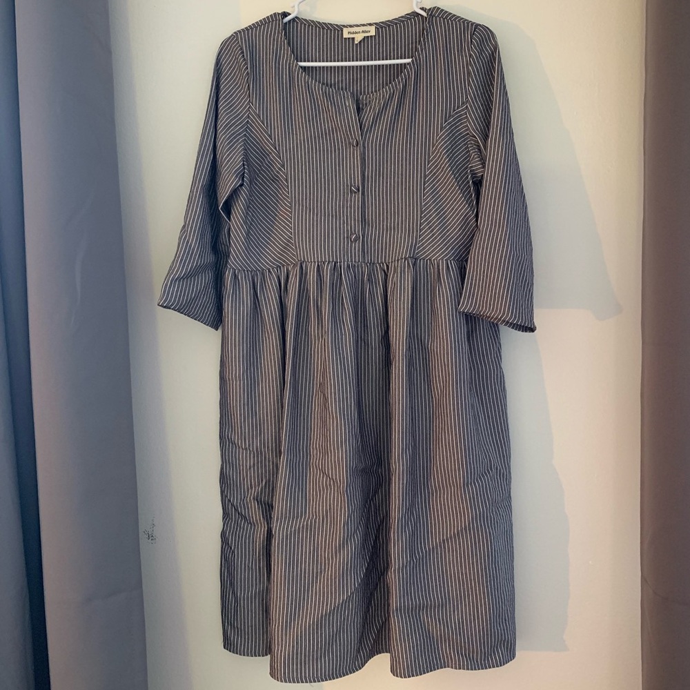 Citrus and Lemon Gray and White Striped Dress